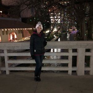 Meet your Posher, Amy